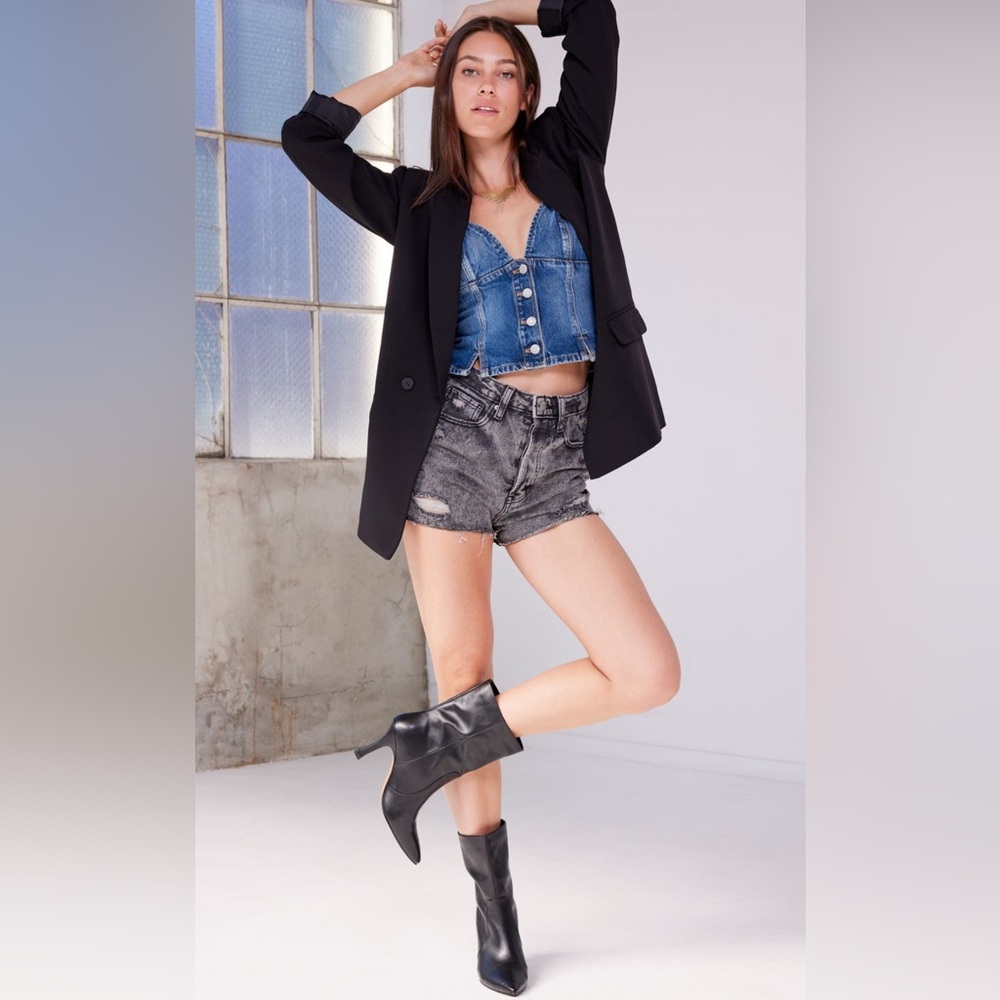 Lisa Vicky - Arthaul Pointed Toe Bootie - Picture 6 of 14